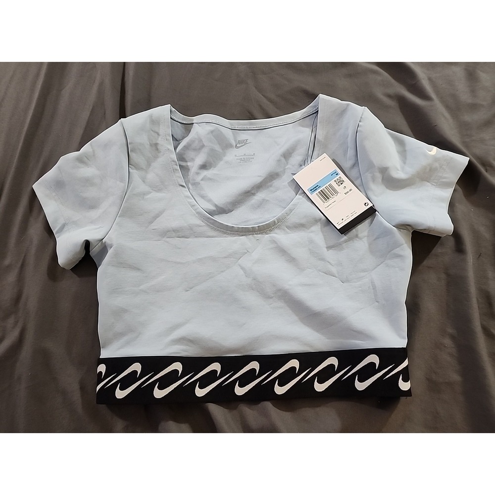 Women's Sportswear Essential Nike Swoosh Top Light Blue & Black Medium